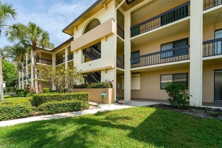 75 Saint Andrews Blvd C301, Naples, Florida 34113