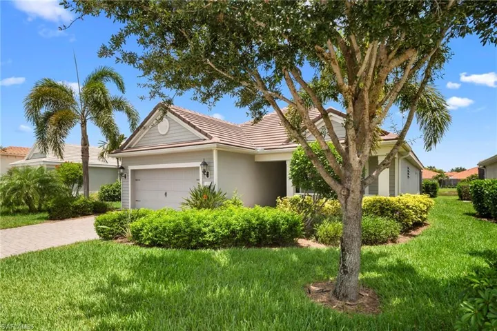 4633 Mystic Blue Way, Fort Myers, Florida 33966