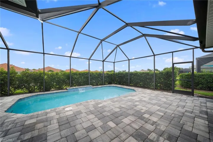4633 Mystic Blue Way, Fort Myers, Florida 33966