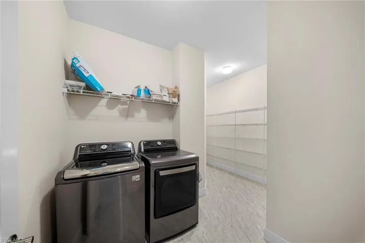 4633 Mystic Blue Way, Fort Myers, Florida 33966