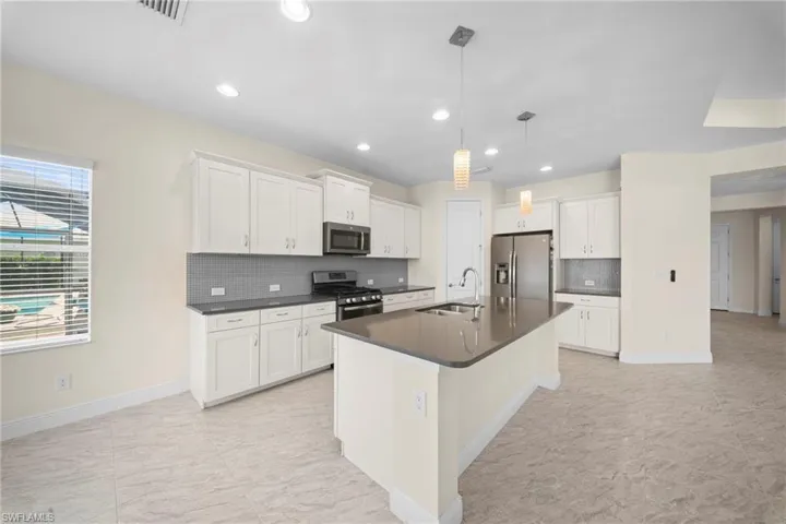 4633 Mystic Blue Way, Fort Myers, Florida 33966