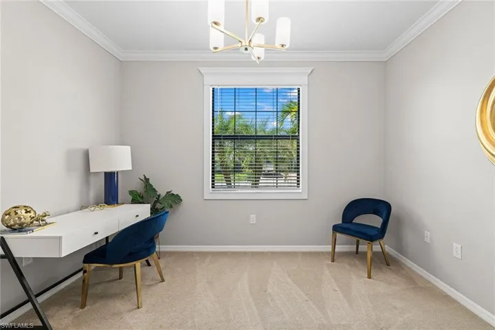 1526  Santiago  CIR, Naples, FL 34113