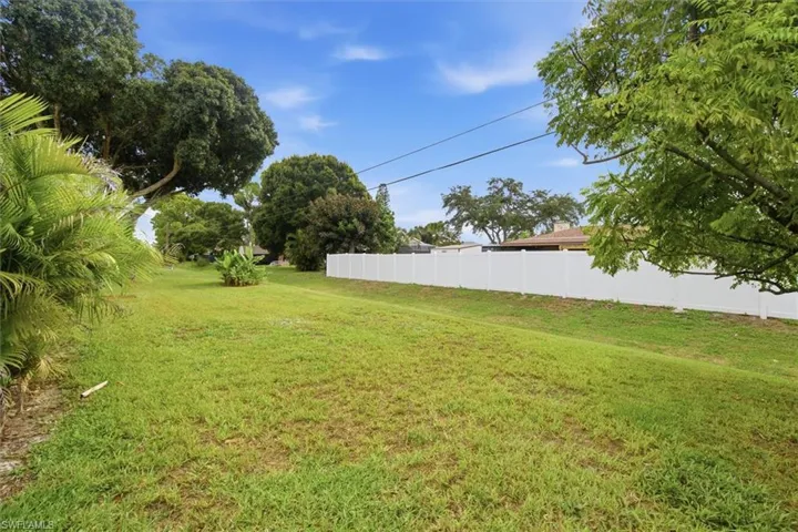 18155 Wood Dr, Fort Myers, Florida 33967