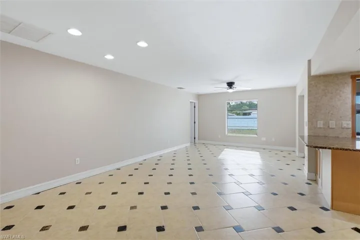 18155 Wood Dr, Fort Myers, Florida 33967