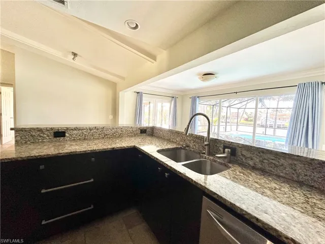 Beautiful Updated Kitchen with a Million Dollar View!