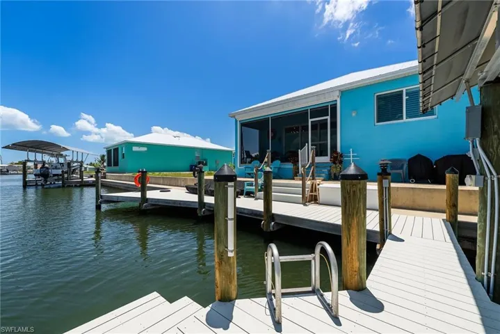 3026 Trawler Ln, St. James City, Florida 33956