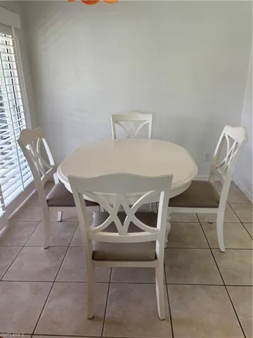 2103 Tama Cir 2, Naples, Florida 34112