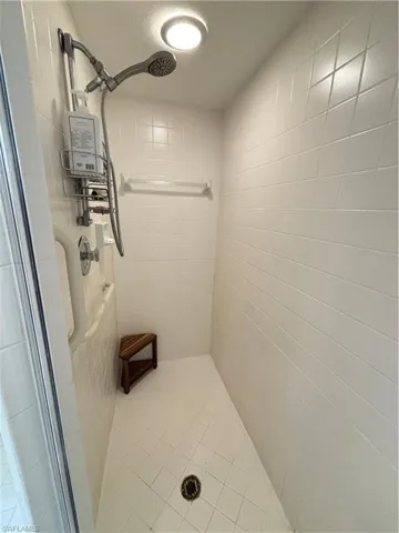 2103 Tama Cir 2, Naples, Florida 34112