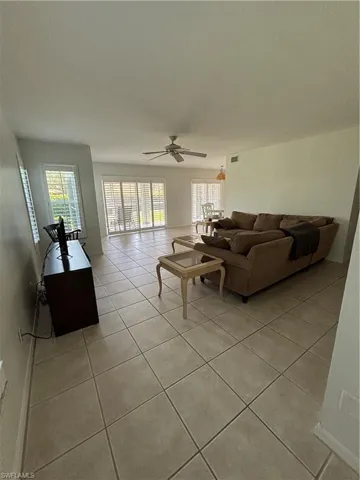 2103 Tama Cir 2, Naples, Florida 34112