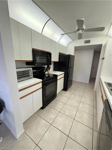 2103 Tama Cir 2, Naples, Florida 34112
