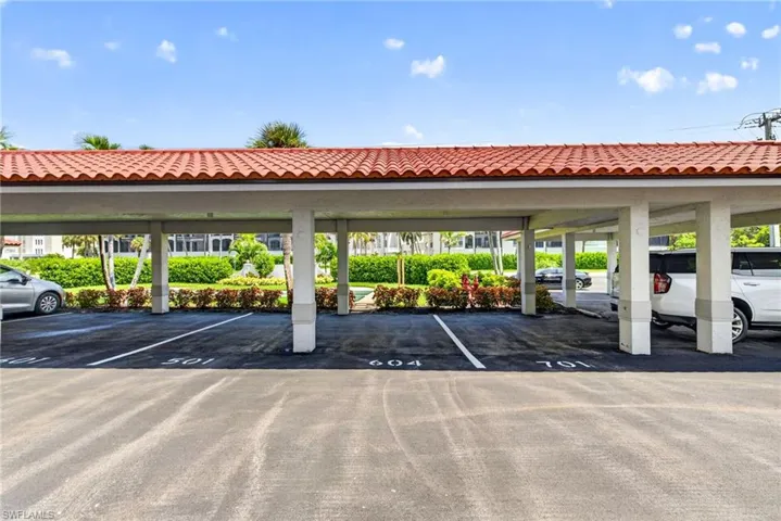 26000 Hickory Blvd 604, Bonita Springs, Florida 34134