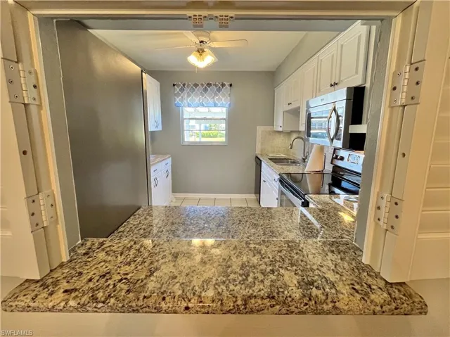 6839  Sandtrap  DR, Fort Myers, FL 33919