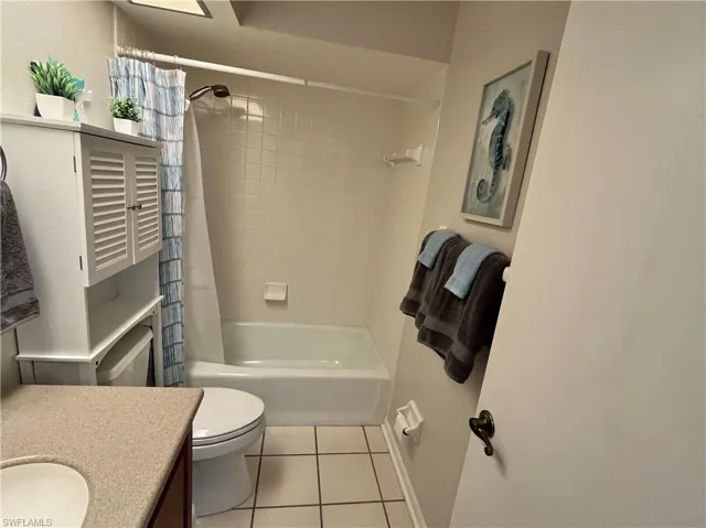 6839  Sandtrap  DR, Fort Myers, FL 33919