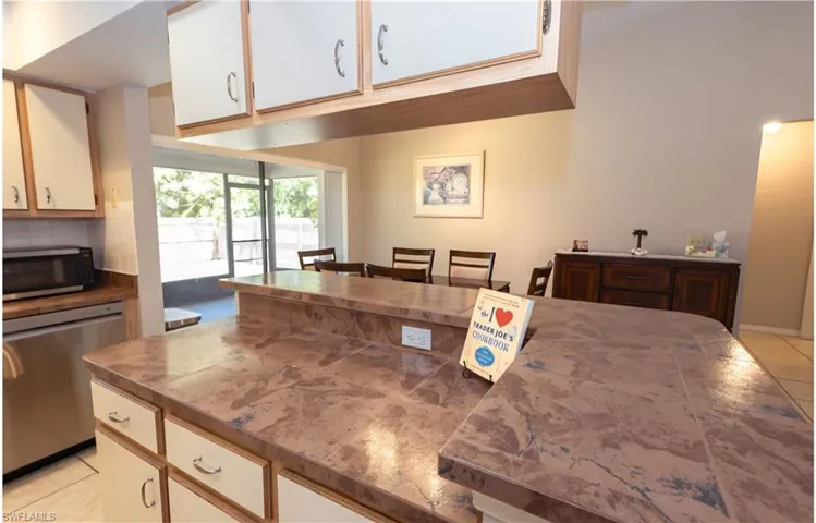 8241  Harrisburg  DR, Fort Myers, FL 33967