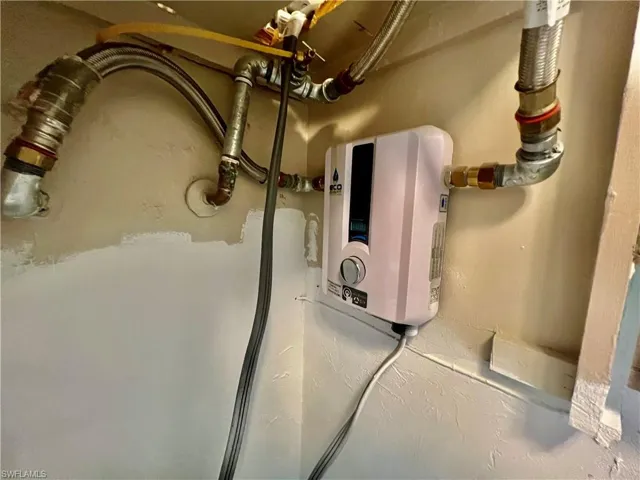 Tankless water heater