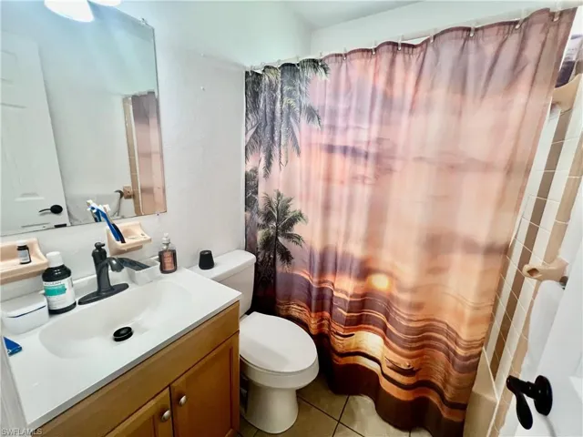 118 Alcala Ave, Lehigh Acres, Florida 33936