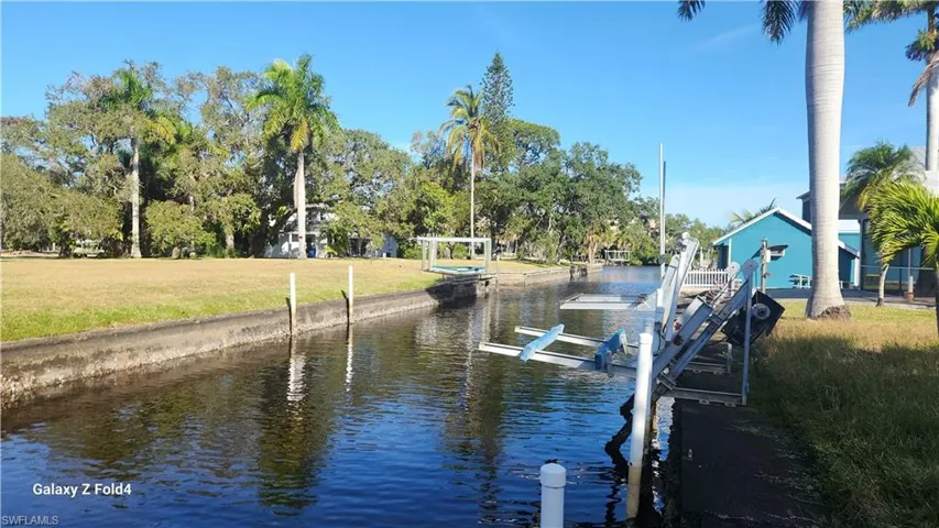 Only 450' to the Imperial River