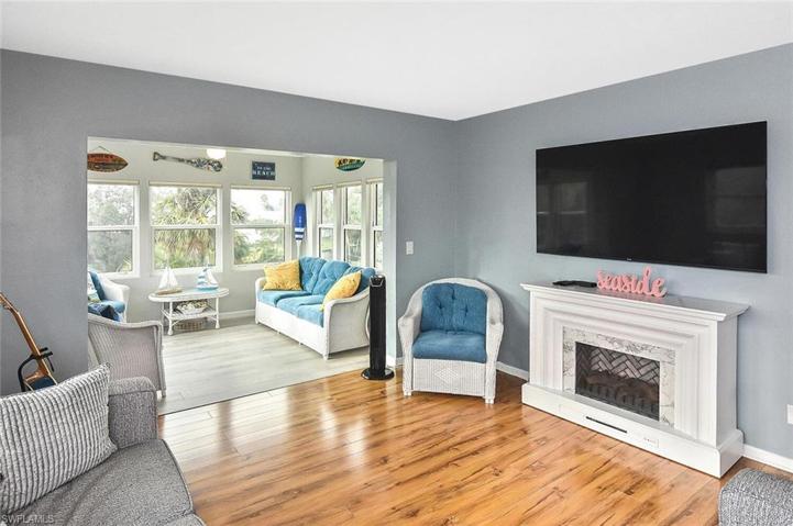 1532  Tropic  TER, North Fort Myers, FL 33903