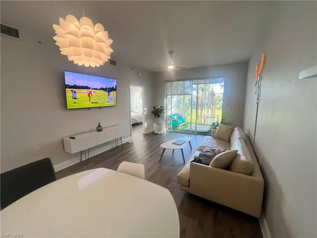 3950  Loblolly Bay  DR, Naples, FL 34114