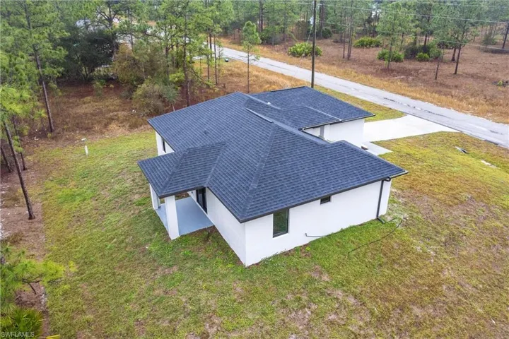 Birds eye view of property
