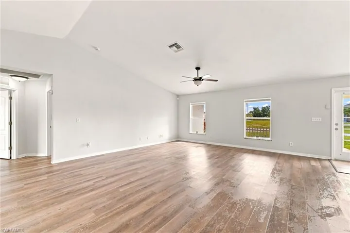 1222 Nw 20th Pl, Cape Coral, Florida 33993