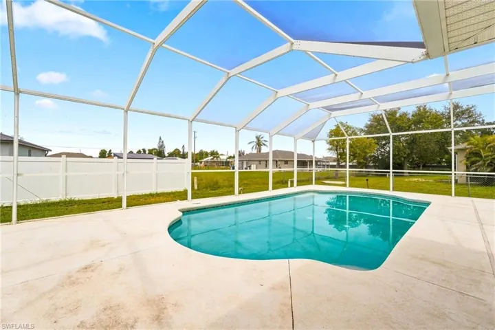 1222 Nw 20th Pl, Cape Coral, Florida 33993