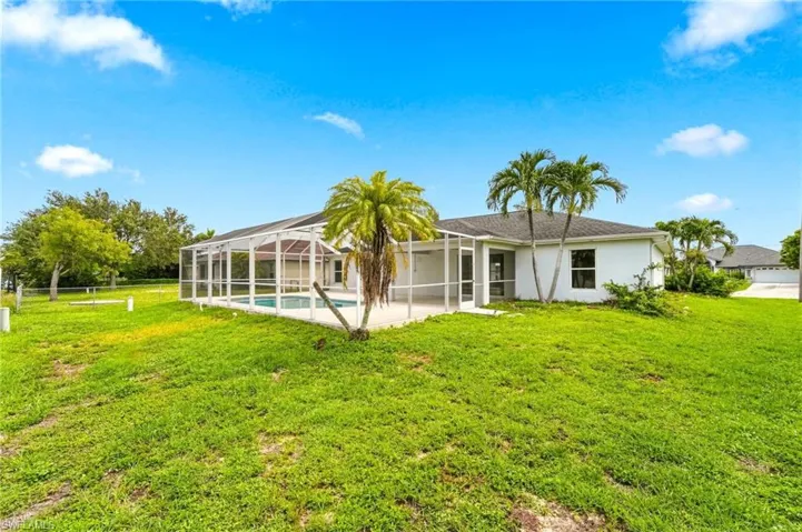 1222 Nw 20th Pl, Cape Coral, Florida 33993