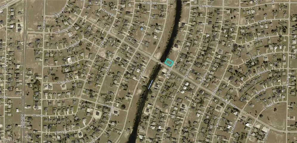 Aerial map of property and surrounding area