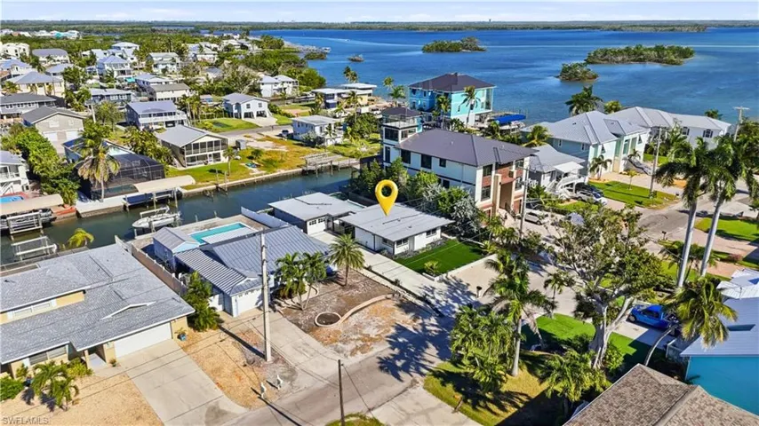 Just a few homes in from the Bay - Virtually Edited Image