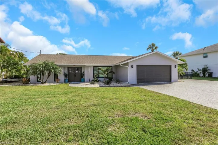 27129 Holly Ln, Bonita Springs, Florida 34135