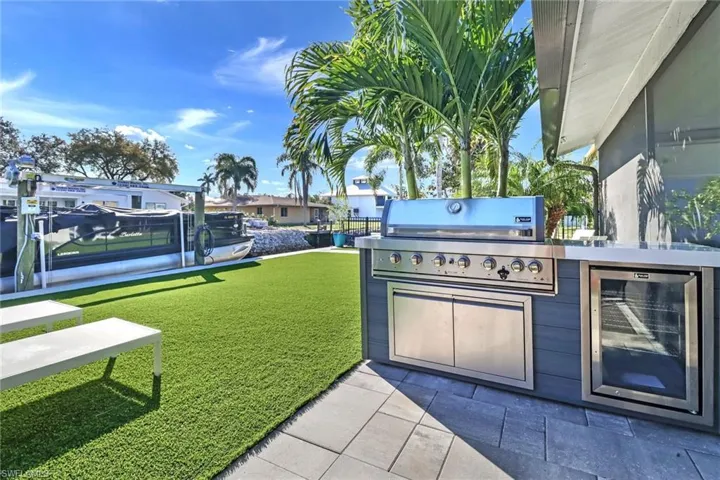 27129 Holly Ln, Bonita Springs, Florida 34135