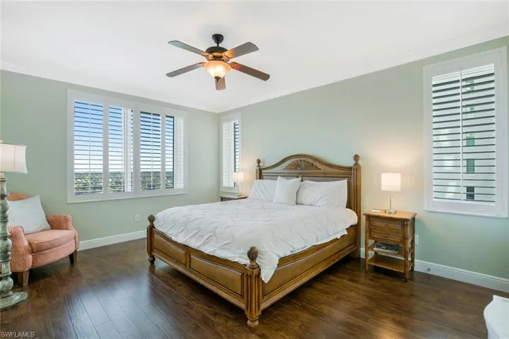 275 Indies Way 1205, Naples, Florida 34110