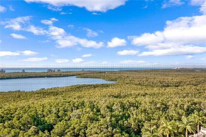 275 Indies Way 1205, Naples, Florida 34110