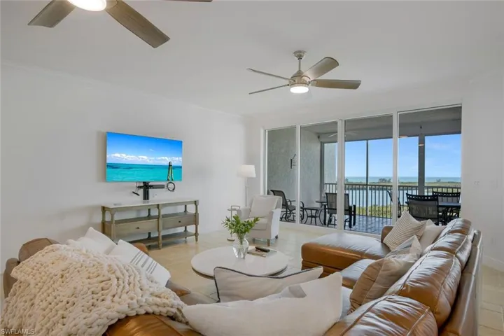 275 Indies Way 1205, Naples, Florida 34110