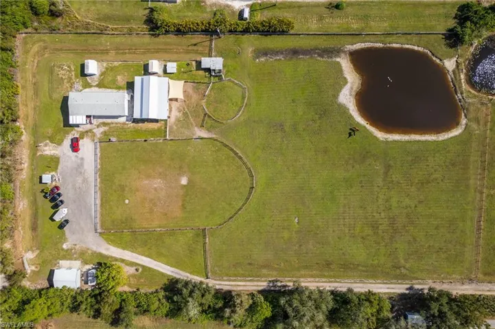 10491  Deal  RD, North Fort Myers, FL 33917