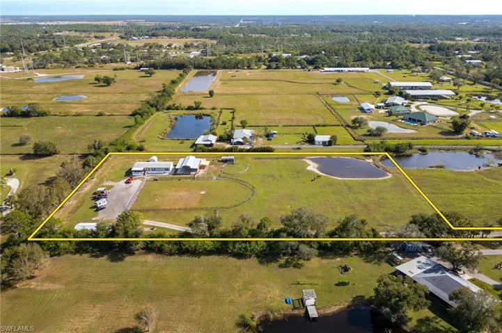 10491  Deal  RD, North Fort Myers, FL 33917