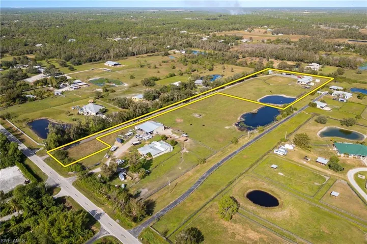 10491  Deal  RD, North Fort Myers, FL 33917