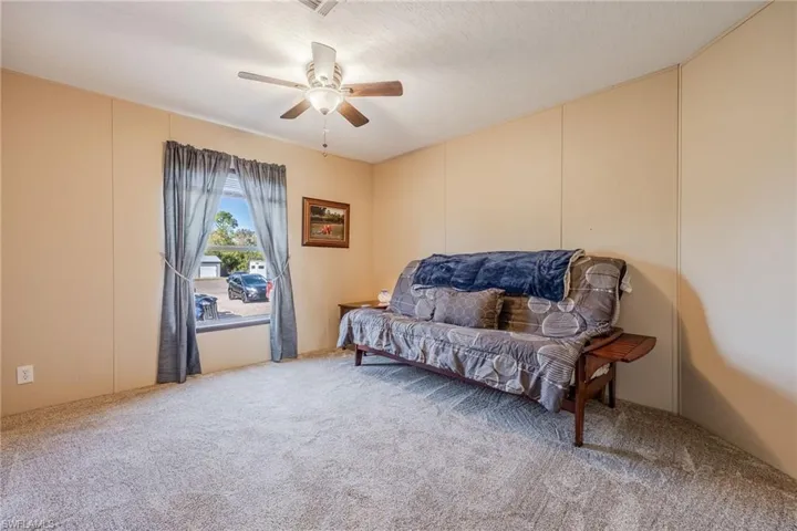 10491  Deal  RD, North Fort Myers, FL 33917