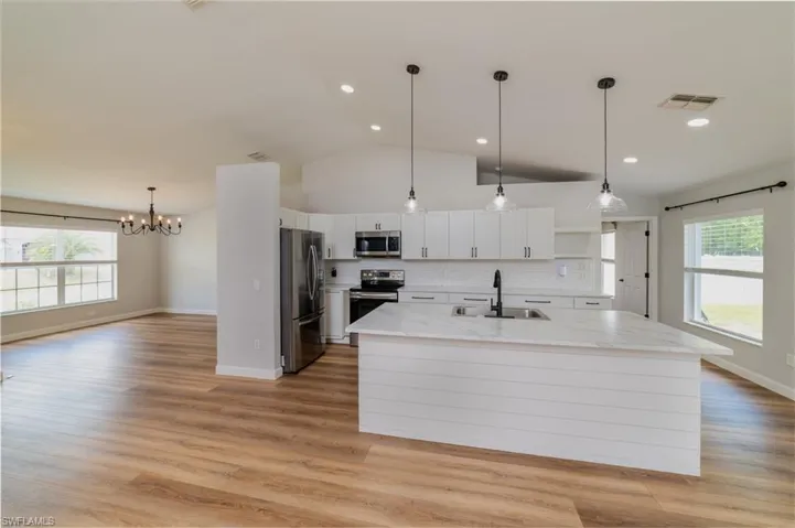 1001 Nw 15th Pl, Cape Coral Fl 33993