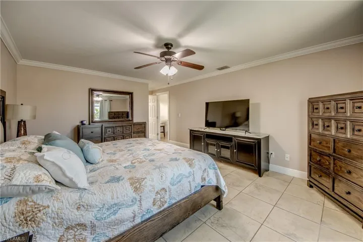 Room for entertainment center or a reading corner