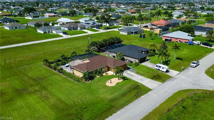 124 NW 11th  TER, Cape Coral, FL 33993