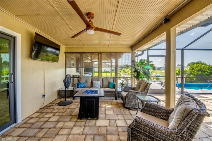 Indoor, outdoor living at its finest