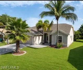6721 Sloane Pl, Naples, Florida 34104