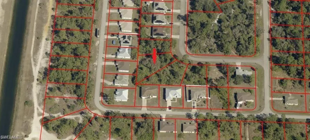 1825 Landale Loop, Lehigh Acres, Florida 33972