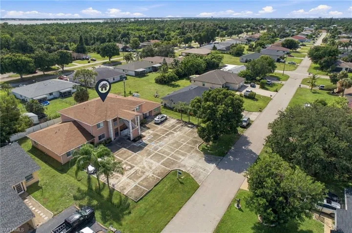 1227 Se 23rd Pl 2, Cape Coral, Florida 33990