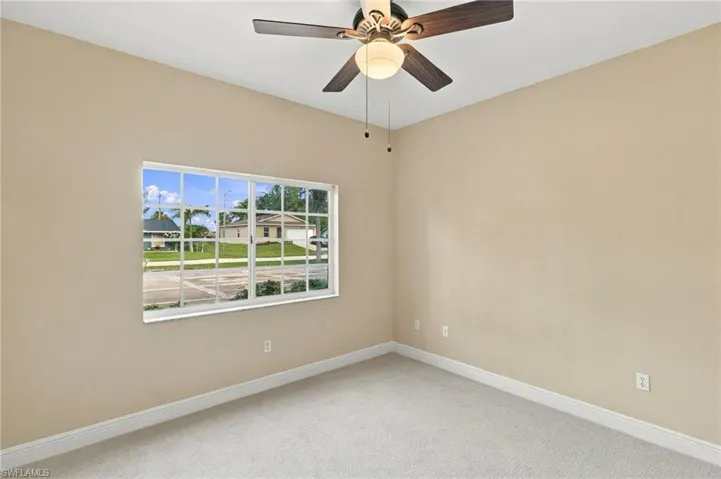 1227 Se 23rd Pl 2, Cape Coral, Florida 33990