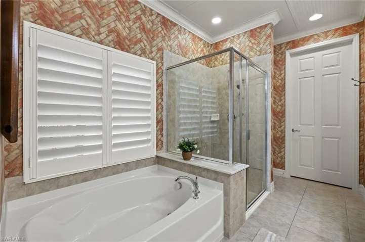 Owner's Bath