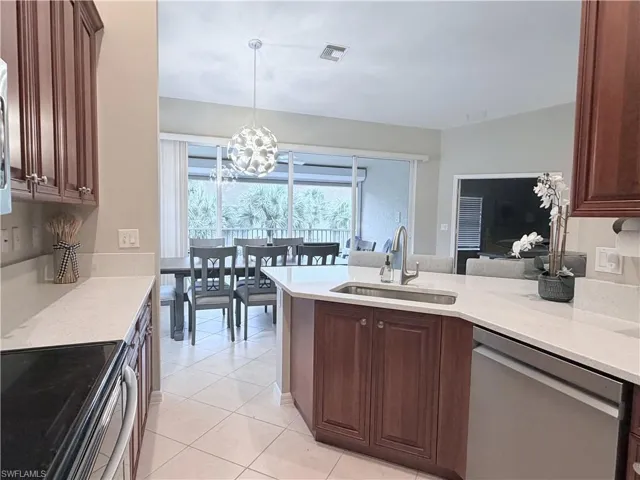 6345 Lexington Ct 201, Naples, Florida 34110