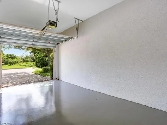 6345 Lexington Ct 201, Naples, Florida 34110