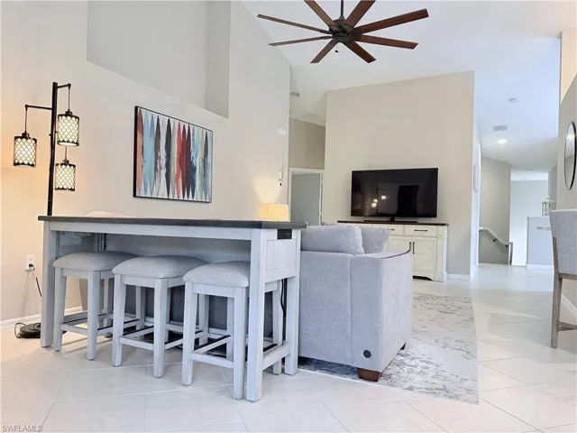 6345 Lexington Ct 201, Naples, Florida 34110